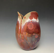 Load image into Gallery viewer, Tulip Vase- Ruby #4