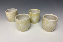 Load image into Gallery viewer, Ivory Crystalline Sake Cup