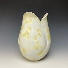 Load image into Gallery viewer, Tulip Vase- Ivory #14
