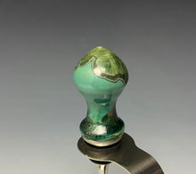 Load image into Gallery viewer, Crystalline Glazed Bottle Stopper- Jade Green