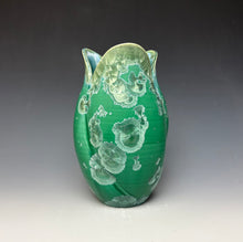 Load image into Gallery viewer, Tulip Vase- Emerald #1
