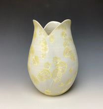 Load image into Gallery viewer, Tulip Vase- Ivory #14
