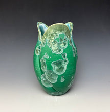 Load image into Gallery viewer, Tulip Vase- Emerald #1