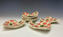 Load image into Gallery viewer, Mini Heart Dish- Strawberries