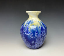 Load image into Gallery viewer, Crystalline Vase in Ivory and Blue 2