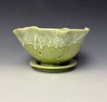Load image into Gallery viewer, Key Lime Lotus Berry Bowl 2