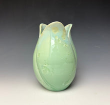 Load image into Gallery viewer, Tulip Vase- Mint #1