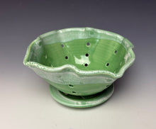 Load image into Gallery viewer, Bermuda Green Berry Bowl #2