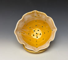 Load image into Gallery viewer, Sunshine Yellow Lotus Berry Bowl
