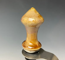 Load image into Gallery viewer, Crystalline Glazed Bottle Stopper- Iced Caramel