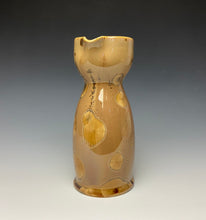 Load image into Gallery viewer, Iced Caramel Crystalline Sake Pitcher