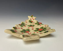 Load image into Gallery viewer, TREEat Dish- Vintage Holly