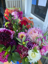 Load image into Gallery viewer, Mixed Dahlia Bouquet