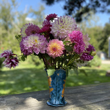 Load image into Gallery viewer, Mixed Dahlia Bouquet