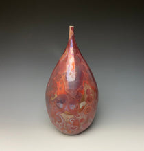 Load image into Gallery viewer, Ruby Crystalline Teardrop Vase