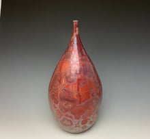 Load image into Gallery viewer, Ruby Crystalline Teardrop Vase