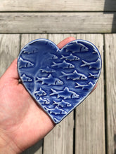 Load image into Gallery viewer, Mini Heart Fish Dish