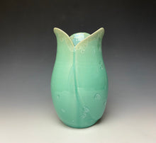 Load image into Gallery viewer, Tulip Vase- Light Green #1
