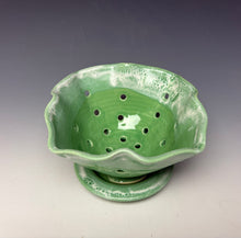 Load image into Gallery viewer, Bermuda Green Lotus Berry Bowl #4
