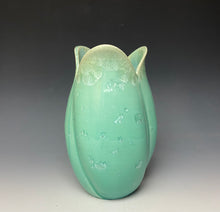 Load image into Gallery viewer, Tulip Vase- Light Green #2
