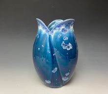 Load image into Gallery viewer, Tulip Vase- Atlantic Storm Blue #4
