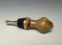 Load image into Gallery viewer, Crystalline Glazed Bottle Stopper- Iced Caramel 2
