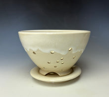 Load image into Gallery viewer, Ivory Berry Bowl #2
