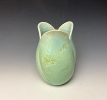 Load image into Gallery viewer, Tulip Vase- Mint #2
