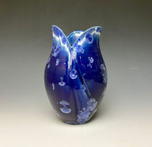 Load image into Gallery viewer, Tulip Vase- Winter Sky Blue #2
