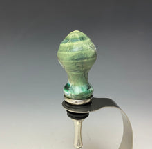 Load image into Gallery viewer, Crystalline Glazed Bottle Stopper- Emerald Green #2
