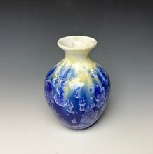 Load image into Gallery viewer, Crystalline Vase in Ivory and Blue 2
