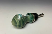 Load image into Gallery viewer, Crystalline Glazed Bottle Stopper- Emerald Green #2
