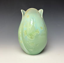 Load image into Gallery viewer, Tulip Vase- Mint #1
