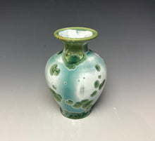 Load image into Gallery viewer, Wintergreen Crystalline Mini Vase
