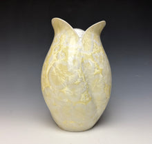 Load image into Gallery viewer, Tulip Vase- Ivory #3
