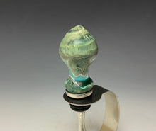 Load image into Gallery viewer, Crystalline Glazed Bottle Stopper- Emerald Green #2
