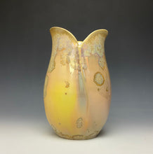 Load image into Gallery viewer, Tulip Vase- Gold
