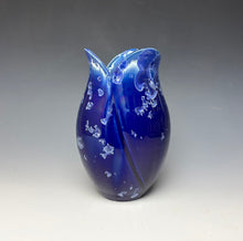 Load image into Gallery viewer, Tulip Vase- Winter Sky Blue #1
