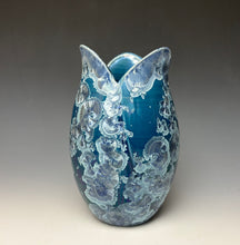Load image into Gallery viewer, Tulip Vase- Atlantic Storm Blue #1

