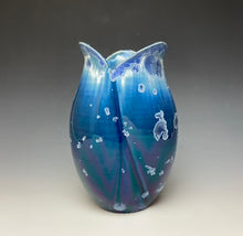 Load image into Gallery viewer, Tulip Vase- Atlantic Storm Blue #1
