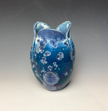 Load image into Gallery viewer, Tulip Vase- Atlantic Storm Blue #1
