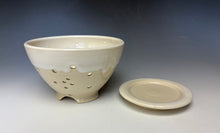 Load image into Gallery viewer, Ivory Berry Bowl #2
