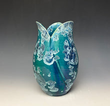Load image into Gallery viewer, Tulip Vase- Aqua
