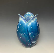 Load image into Gallery viewer, Tulip Vase- Atlantic Storm Blue #2
