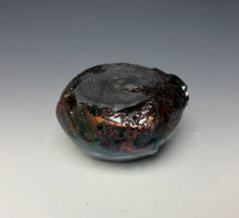 Load image into Gallery viewer, Blue Green Mini Raku AirPlant Vase
