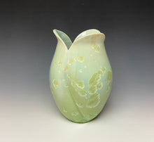 Load image into Gallery viewer, Tulip Vase- Mint #2
