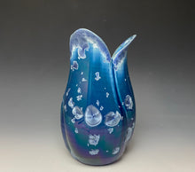 Load image into Gallery viewer, Tulip Vase- Atlantic Storm Blue #3
