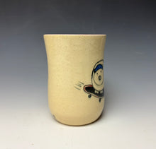 Load image into Gallery viewer, Skateboarding Pig Mug- Pink
