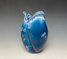 Load image into Gallery viewer, Tulip Vase- Atlantic Storm Blue #1
