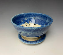 Load image into Gallery viewer, Breakwater Blue Berry Bowl #4
